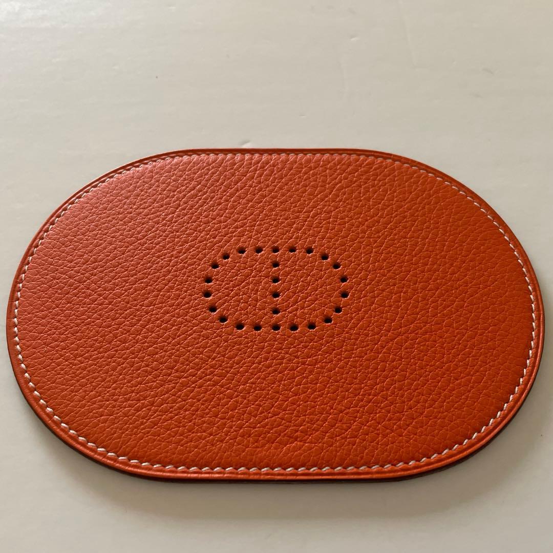 エルメス パンチング レザー マット KEZAKO