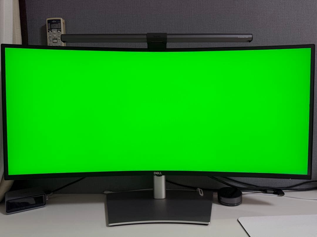 DELL カーブ型ディスプレイ 本体