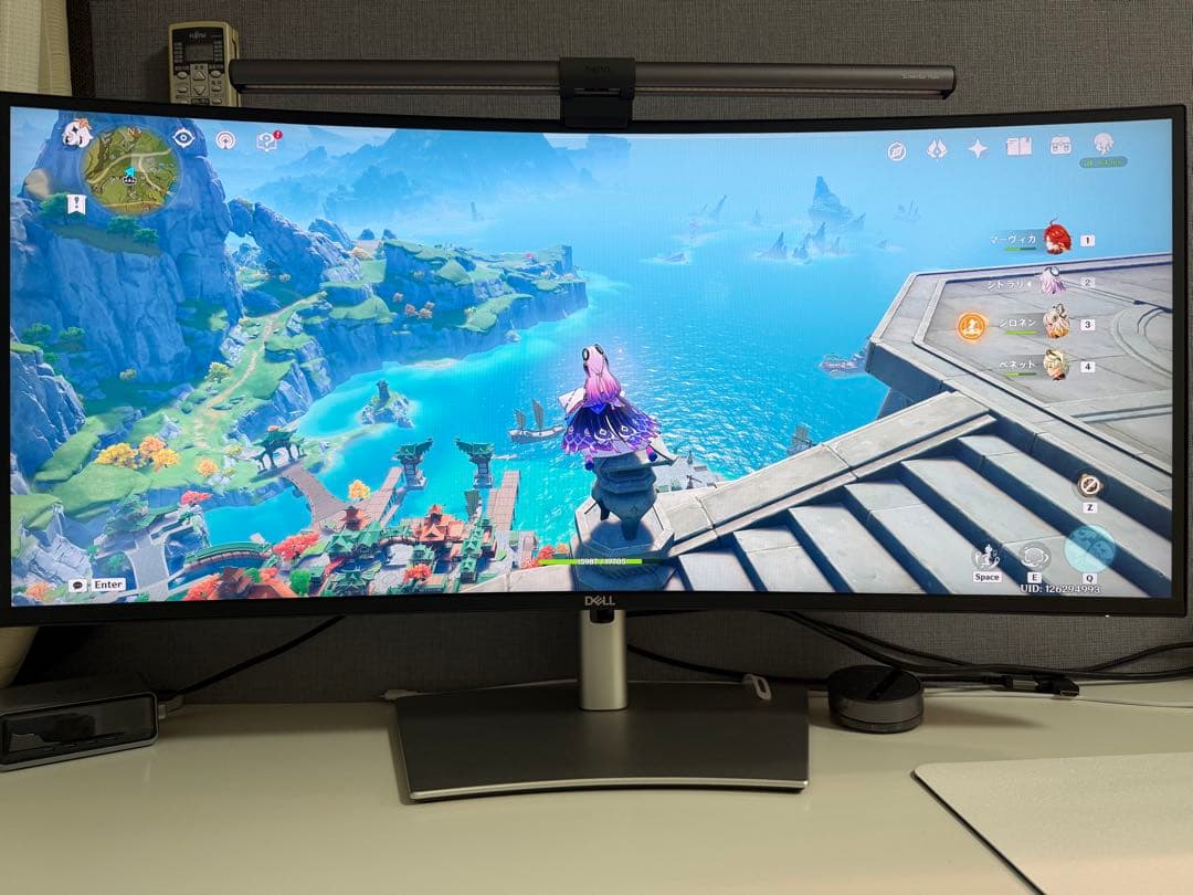 DELL カーブ型ディスプレイ 本体