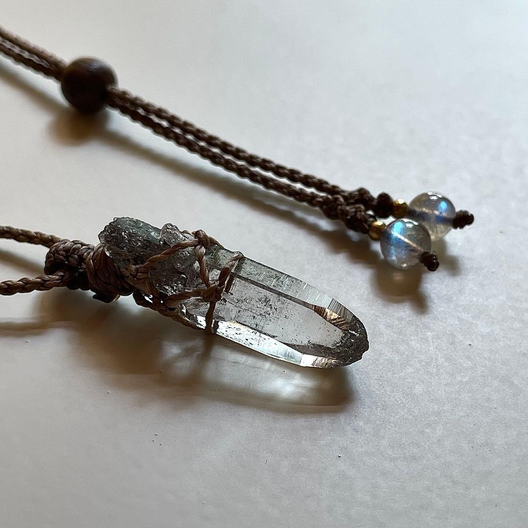 ヒマラヤ水晶 ガネッシュヒマール ＊ マクラメペンダント ネックレス 54