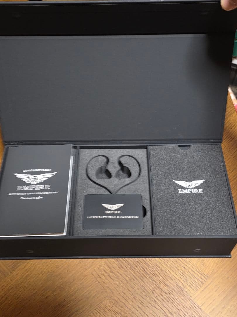 【かねこ】【美品】Empire Ears Raven コーティング済