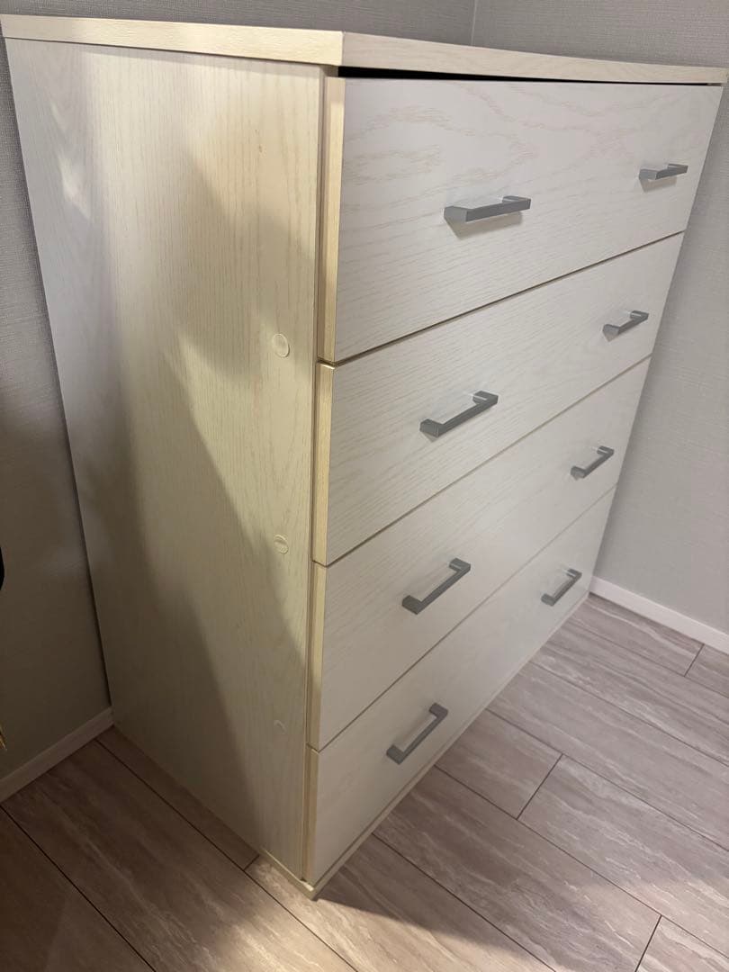 ニトリ　ホワイト4段チェスト　チェストクローネ