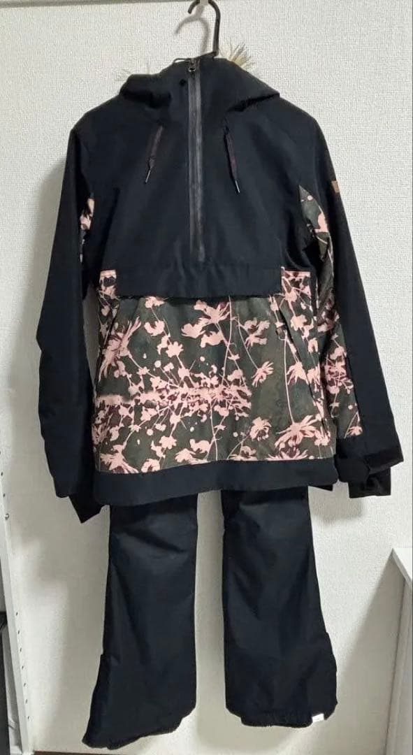 ロキシー ROXY レディース スノーボードウェア