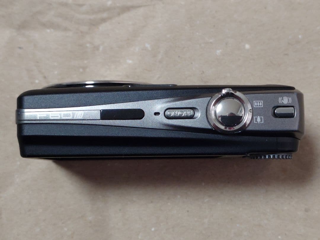 デジタルカメラ FUJIFILM FINEPIX F60fd
