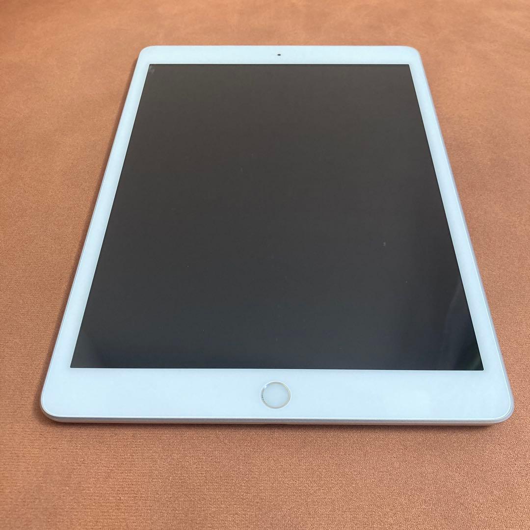 567 外観美品☆電池最良好☆iPad8 第8世代 32GB SIMフリー☆