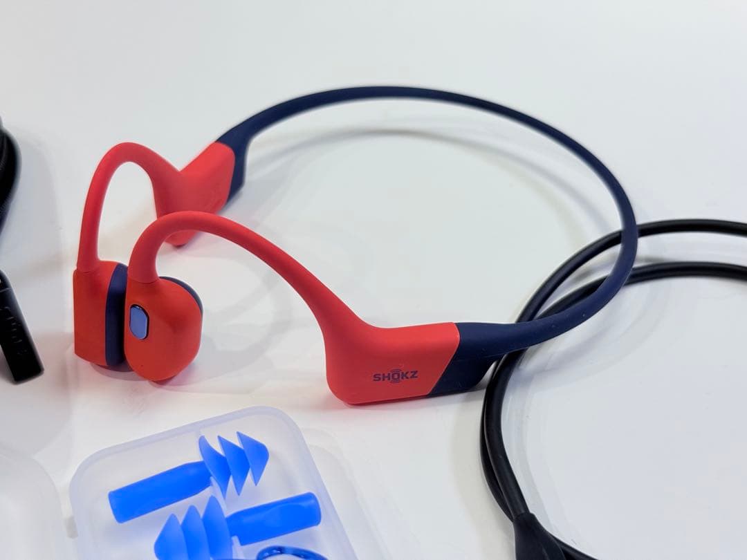 SHOKZ OPENSWIM PRO 骨伝導イヤホン