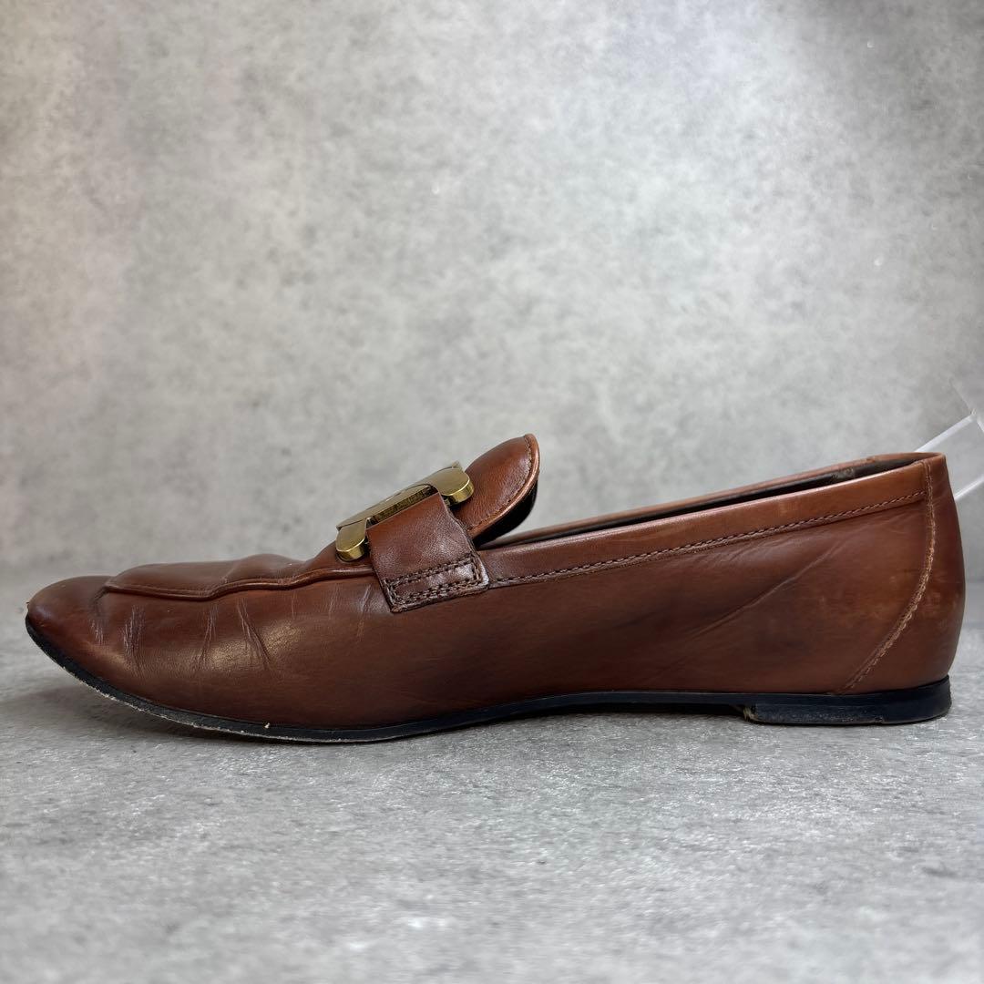 人気定番品！TOD’S トッズ ケイト レザー ローファー メタルチェーン