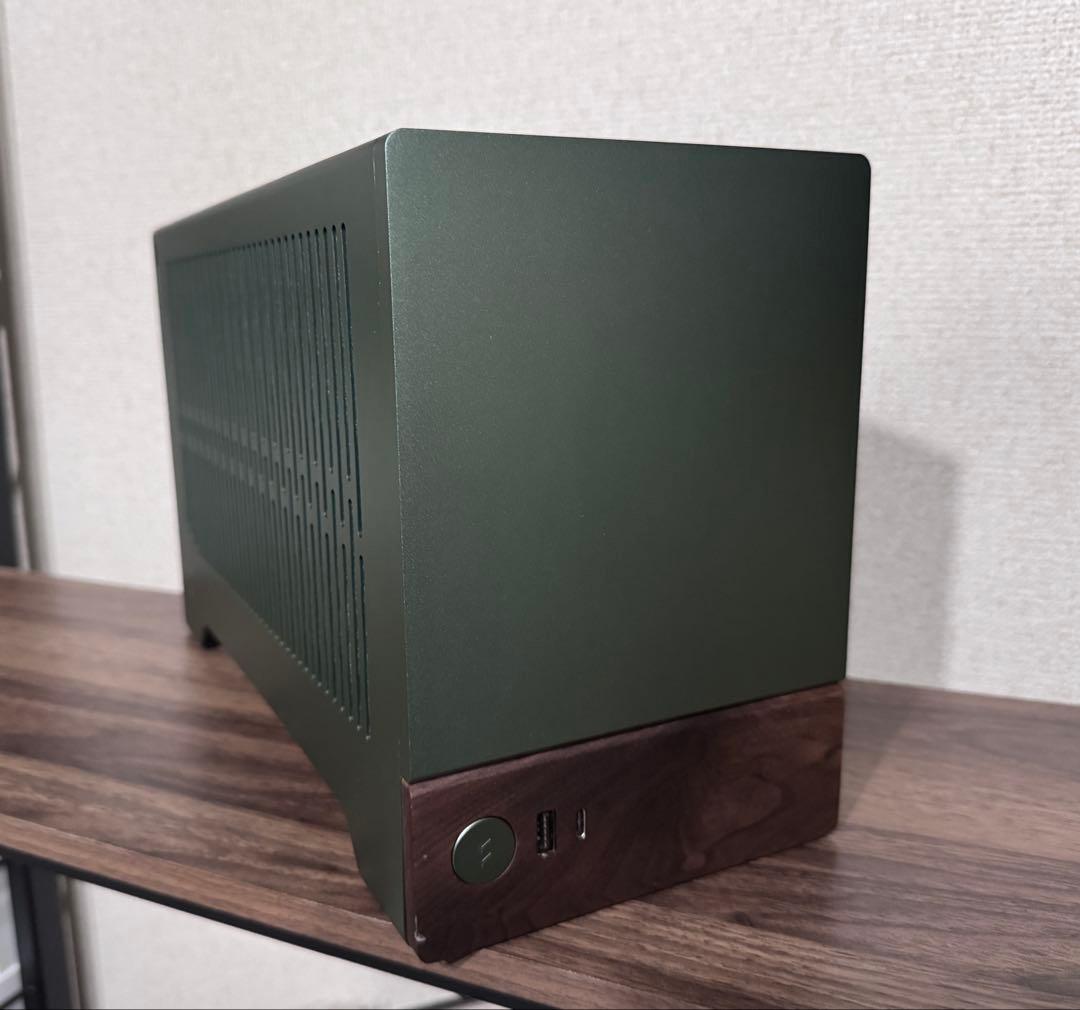 Fractal Design Terra Mini-ITX PCケース ジャンク