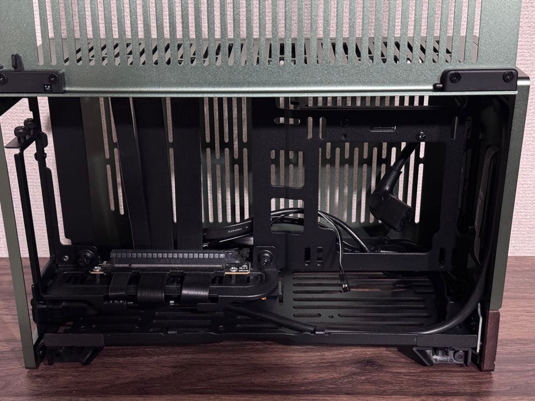 Fractal Design Terra Mini-ITX PCケース ジャンク