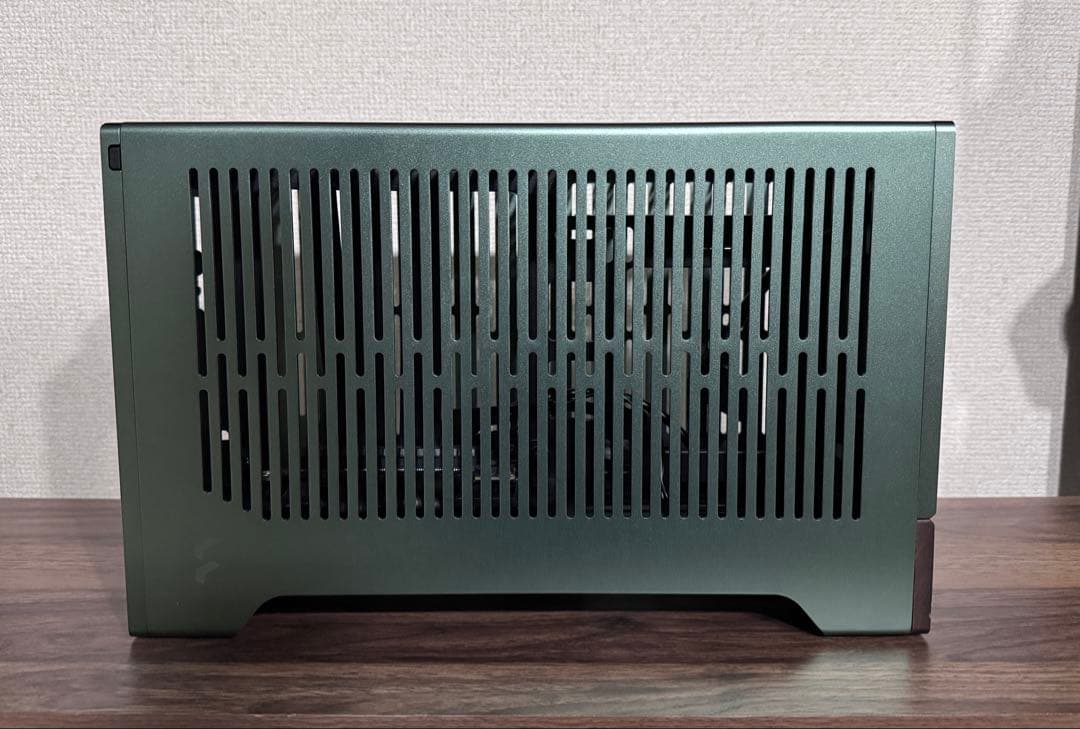 Fractal Design Terra Mini-ITX PCケース ジャンク