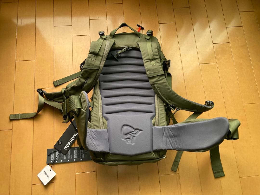 NORRONA ロフォテン28L バックパック オリーブグリーン