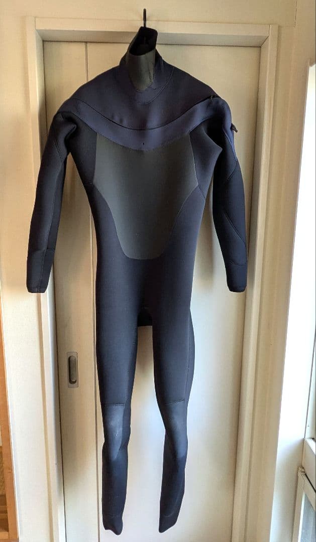 AIRTIGHT エアータイト　ウェットスーツ セミドライ