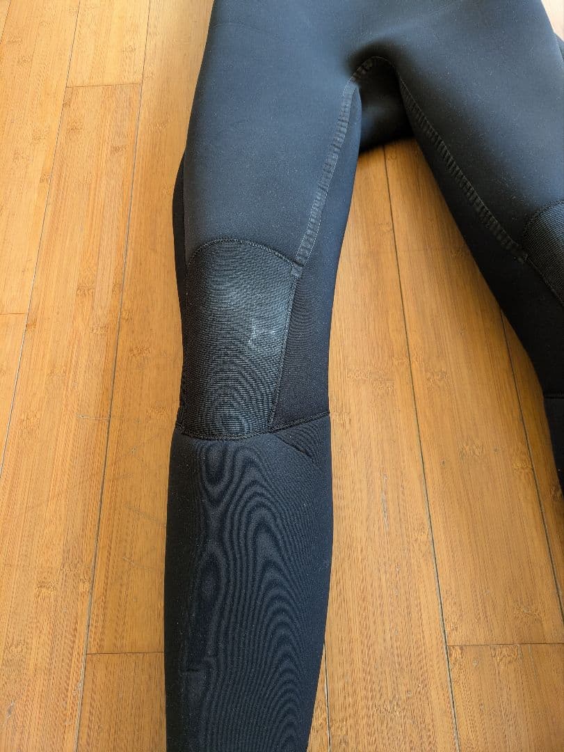 AIRTIGHT エアータイト　ウェットスーツ セミドライ