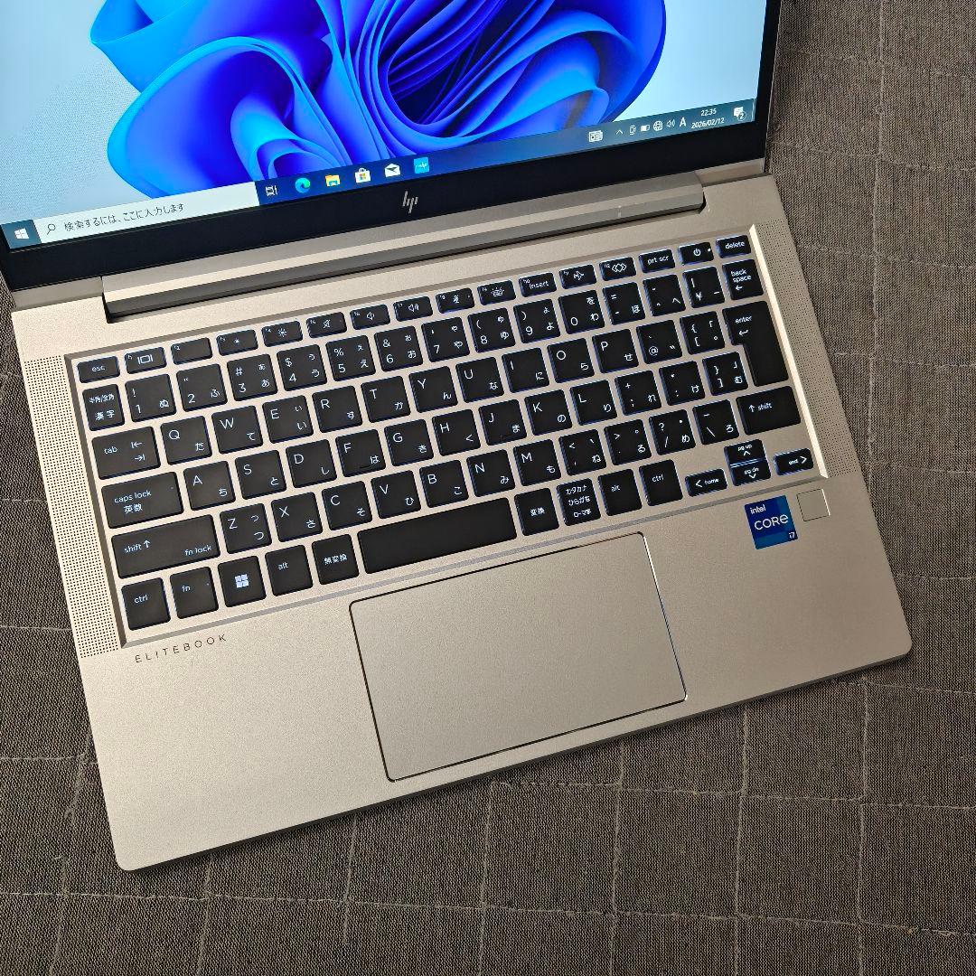 2023年11月 日本製 美品 HP 爆速 13世代i7 32GB 1TB