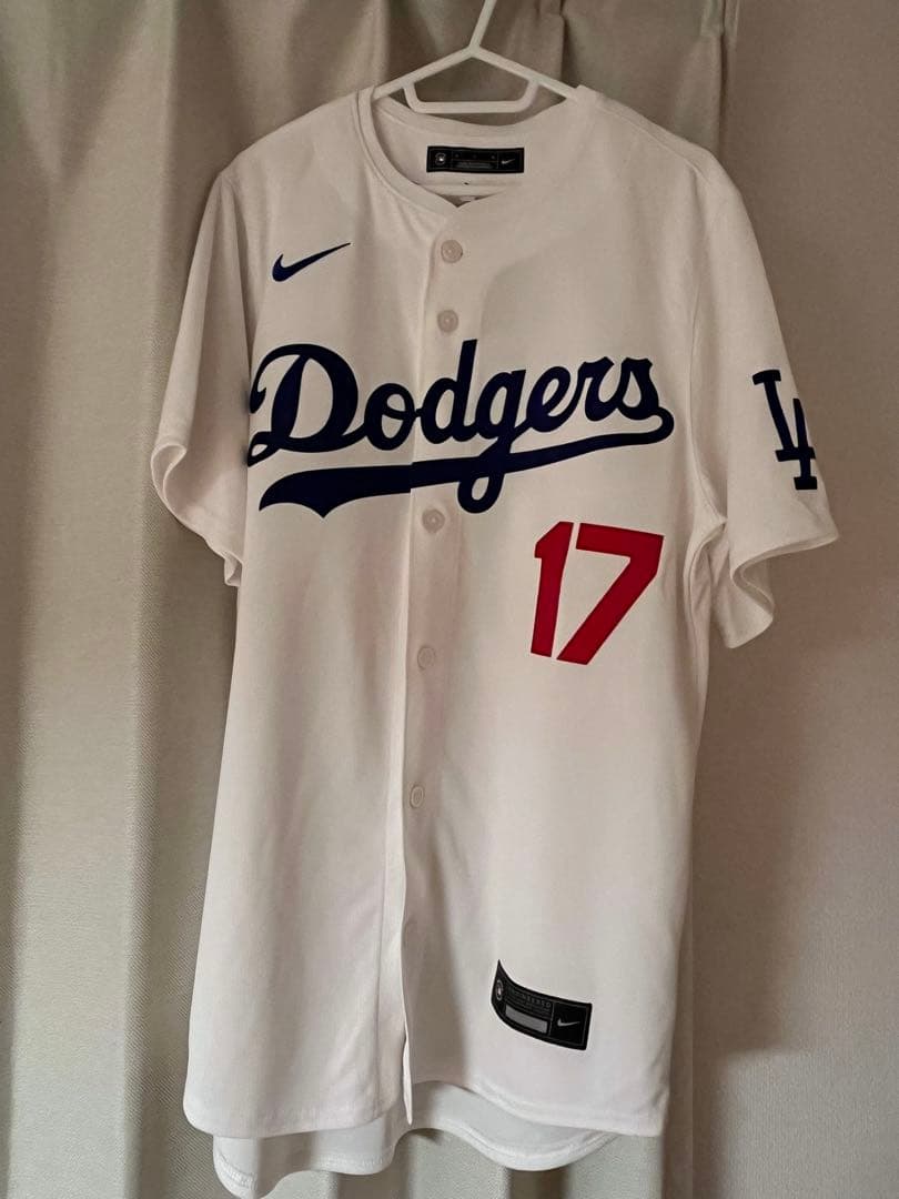 ア*ー様 Nike Dodgers ユニフォーム 大谷翔平 Mサイズ