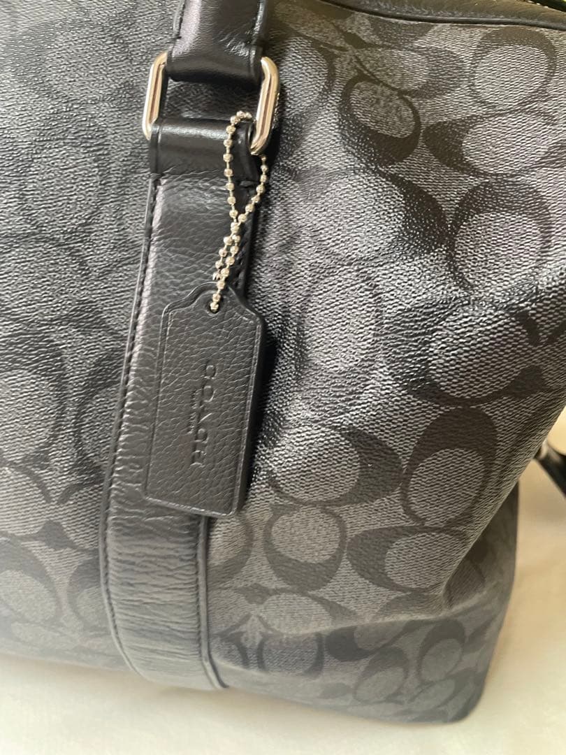 はるまきcoach シグネチャー　ボストンバック　ショルダーストラップ付き