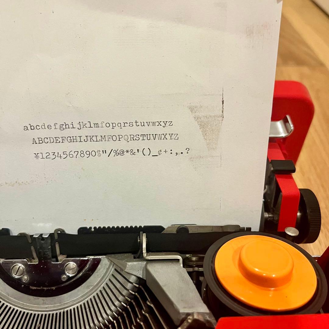 【バレンタイン】オリベッティ　タイプライターOlivetti Valentine