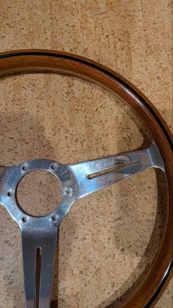 ワケアリ　ナルディ　NARDI　ウッドステアリング　ハンドル