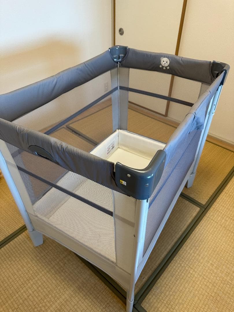 ココネル　エアー Aprica ミニベビーベッド