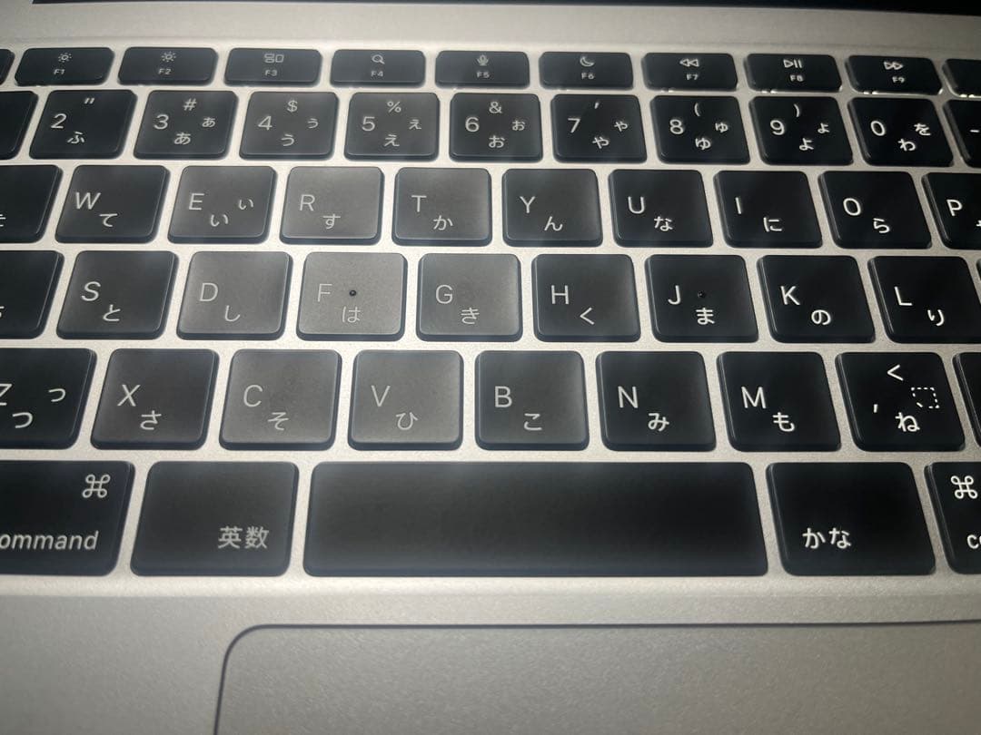 MacBook Air M1 メモリ8GB/ SSD256GB 13インチ