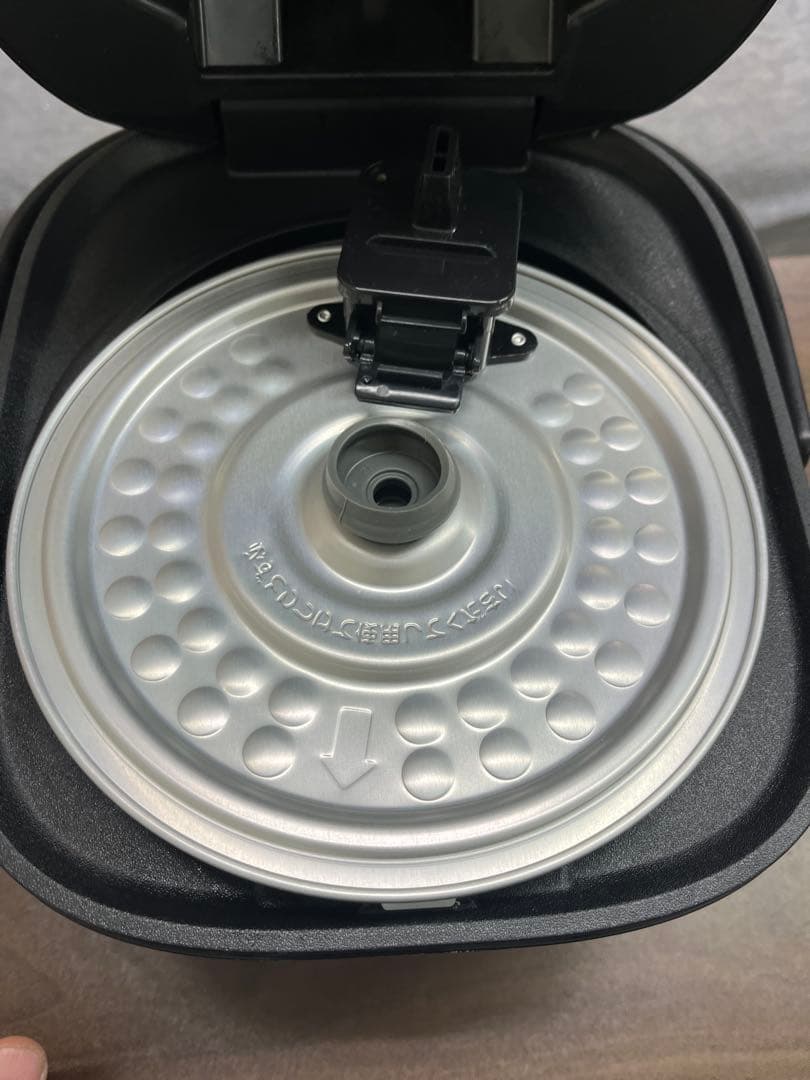 TIGER 炊飯器 JBS-A055 KM ブラック　3合炊き2025年製