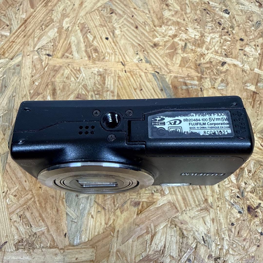 Fujifilm Finepix F100fd デジタルカメラ 動作確認済み