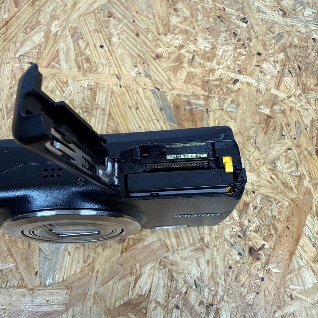 Fujifilm Finepix F100fd デジタルカメラ 動作確認済み