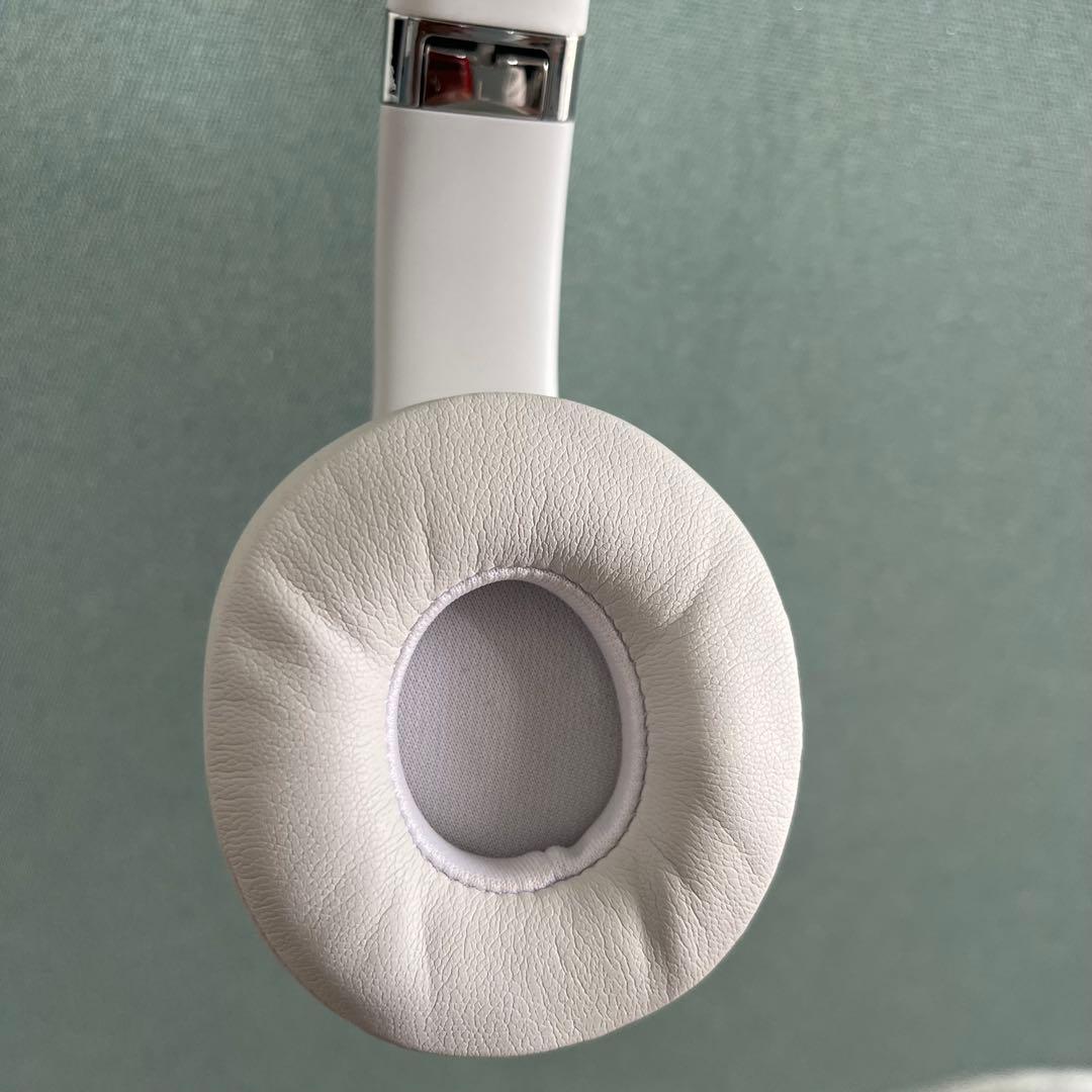【希少】beats solo3 wireless スペシャルエディションシルバー