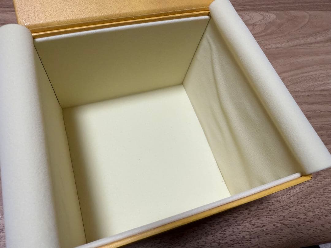 FENDI アンクレット ロープ編みデザイン