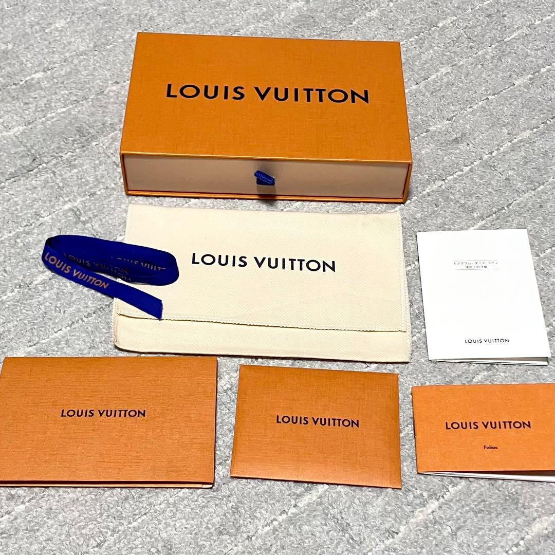 ルイヴィトン［iPhone11］フォリオ　スマホケース　モノグラム　付属品あり