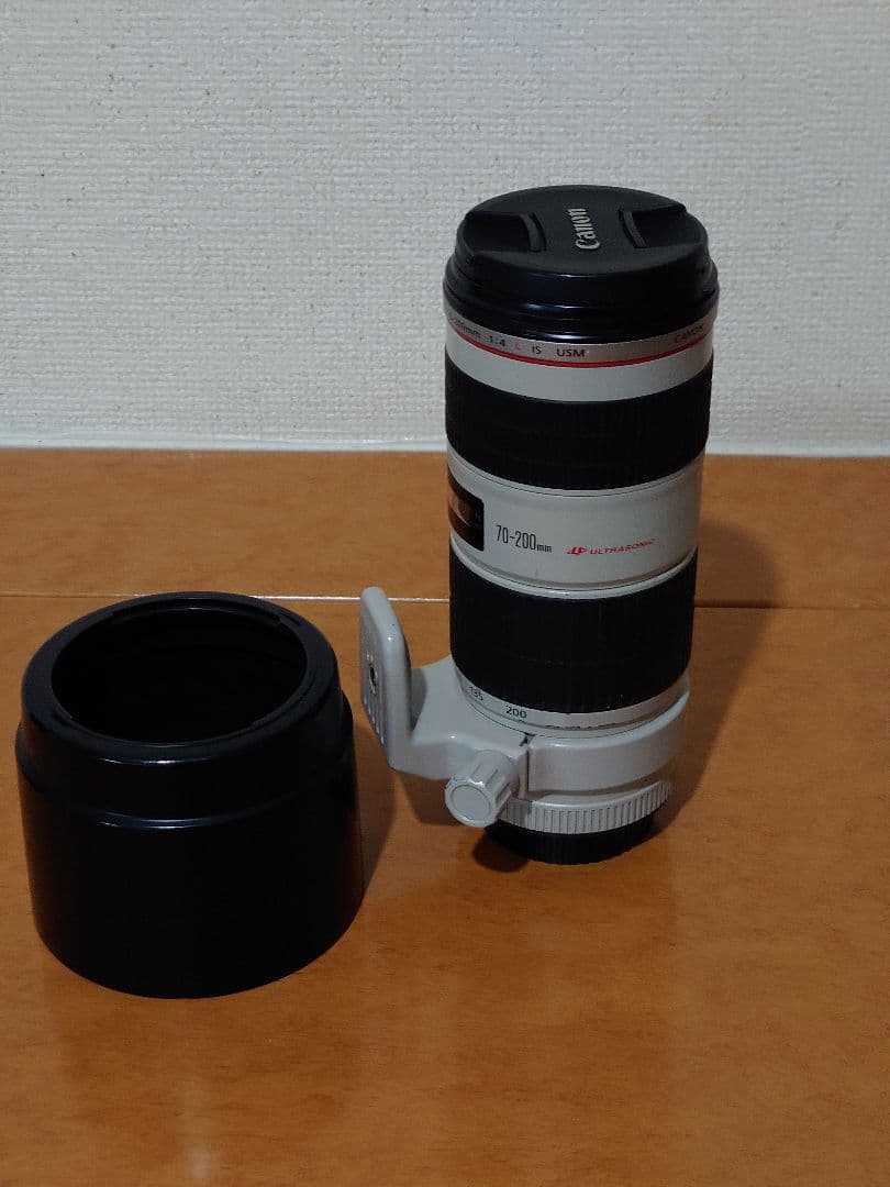 EF70-200 F4 L IS USM（小三元レンズ）