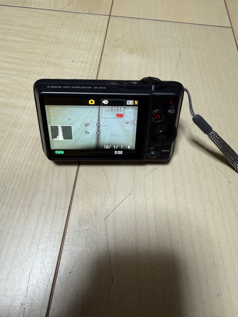 CASIO EXILIM EX-ZR10 コンパクトデジタルカメラ