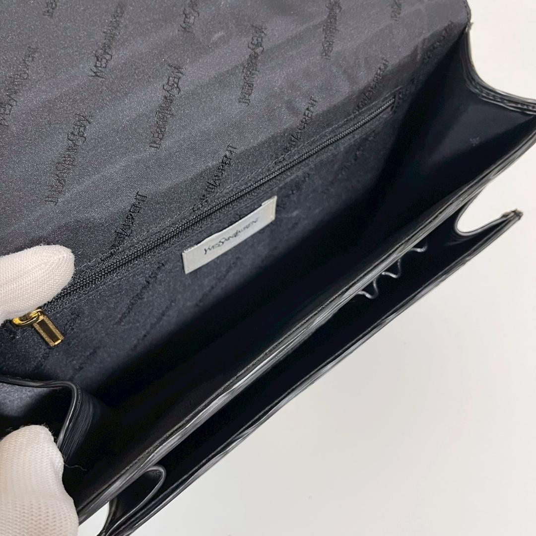 Yves Saint Laurent イヴサンローラン クラッチ　Vintage