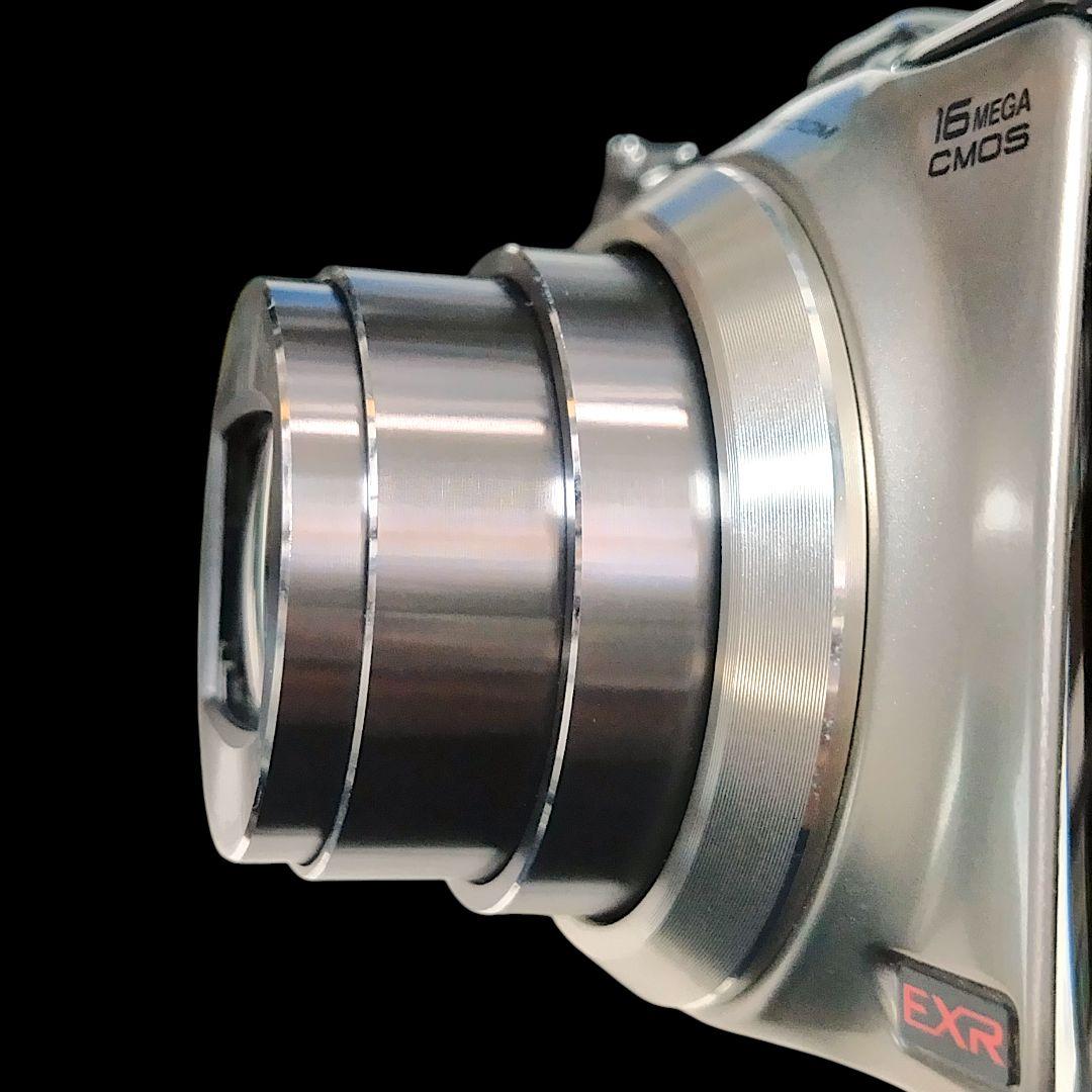 FUJIFILM FinePix F600EXR シャンパンゴールド デジカメ