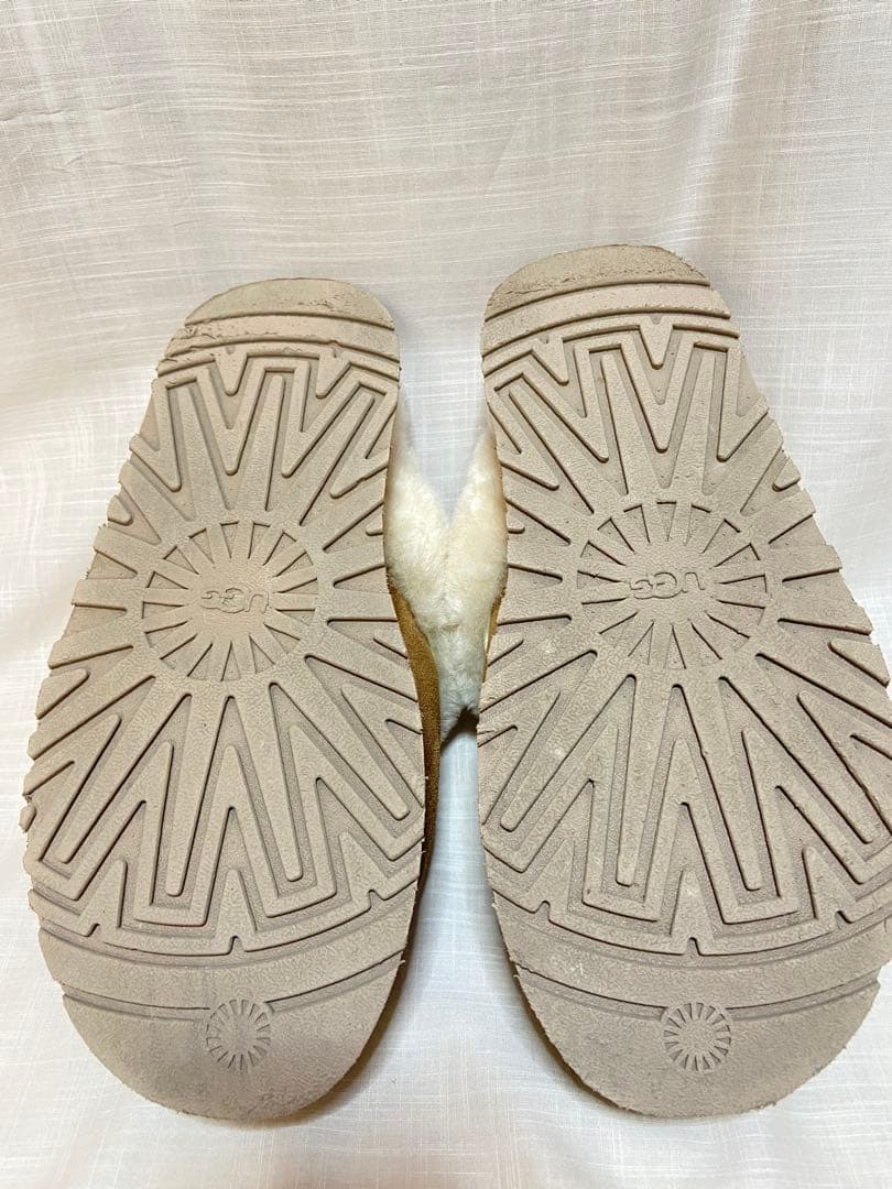 【値下げ】UGG アグムートン スリッパ 厚底 サンダル ディスケット