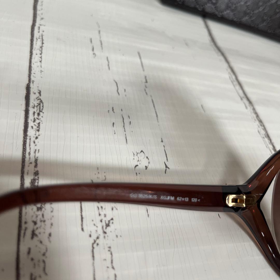 GUCCI サングラス　ラブリーハート　インターロッキング　GG3525