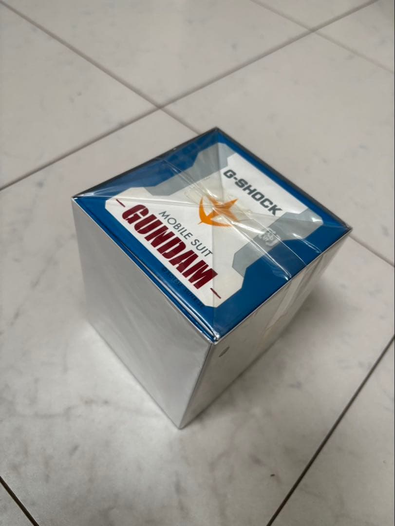 新品未開封 G-SHOCK ガンダムコラボ 腕時計35周年モデルガンダム、シャア