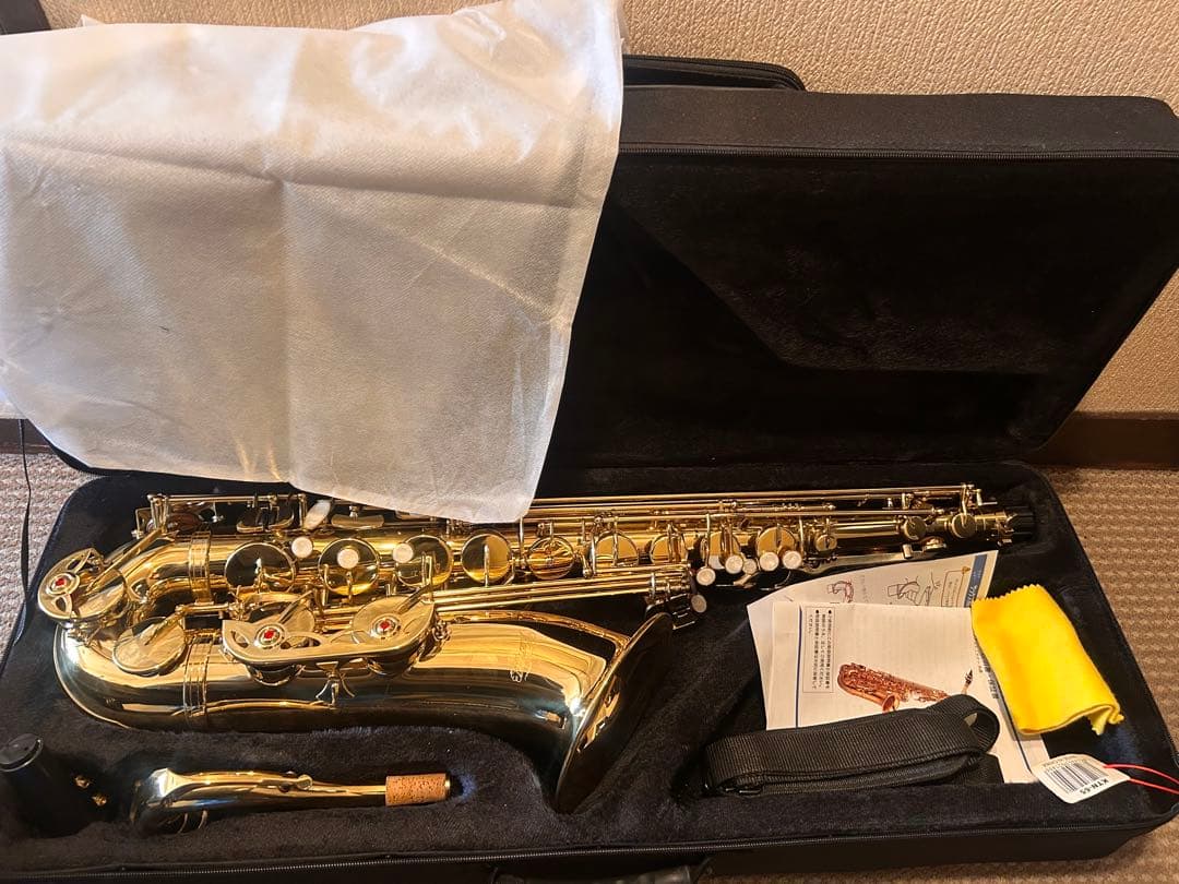 未使用〜ほぼ未使用の極上美品 Kaerntner テナー サックス KTN-65