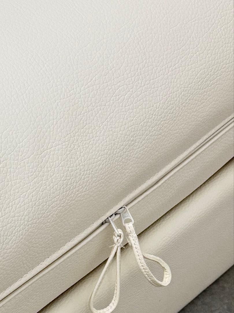 イケア/ソファベッド/ VALLENTUNA ヴァレントゥナ/ホワイト/レザー