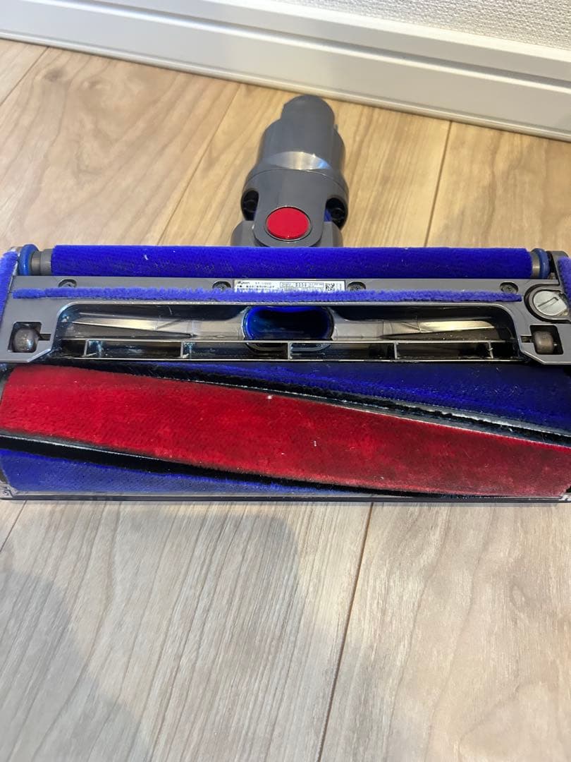 Dyson V8 fluffy+ スティッククリーナー