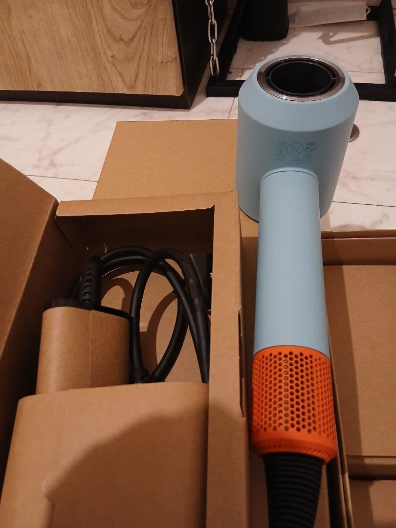 ダイソン HD16 Supersonic Nural ほぼ新品 付属品完備