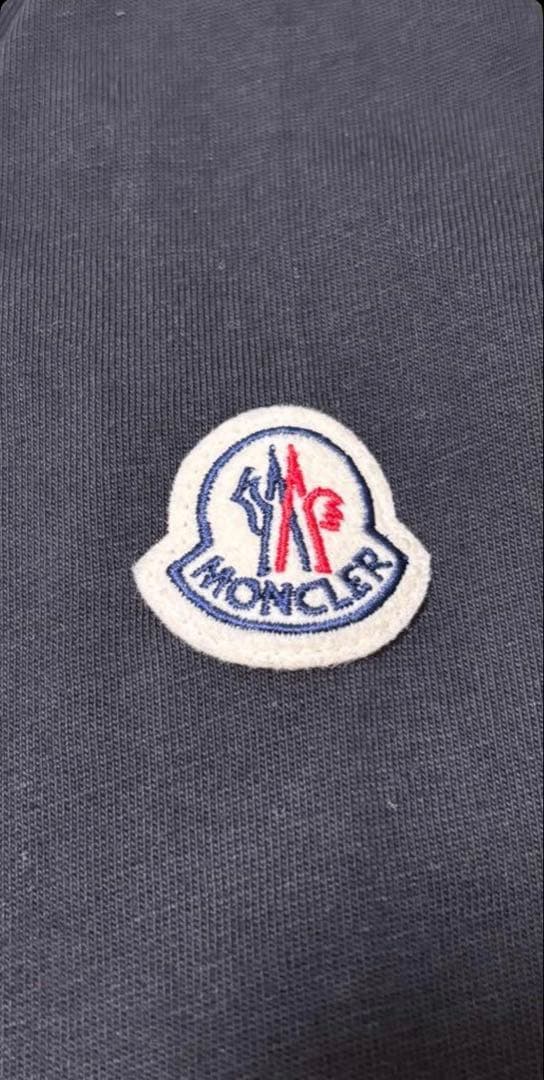 ラ*ラ様 MONCLER ブラック 長袖Tシャツ