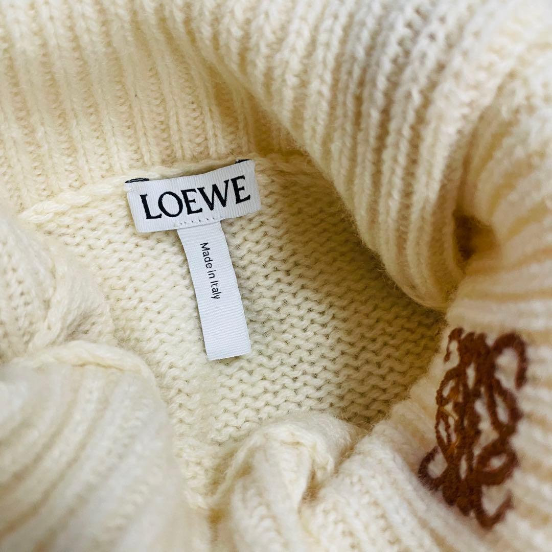 LOEWE （ロエベ）　タートルネックニット