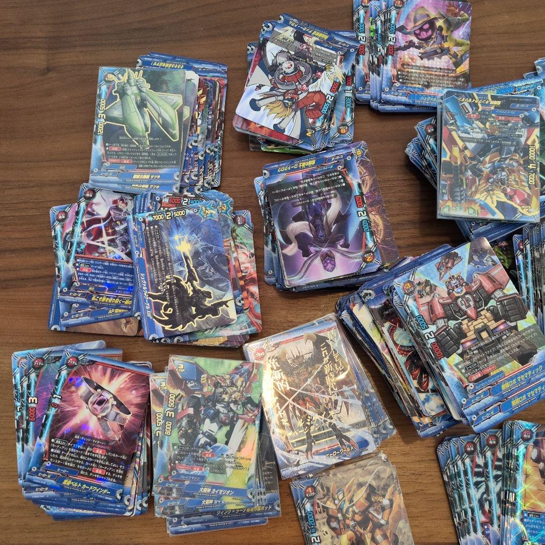 バディファイト　ヒーローw　まとめ売り800枚以上