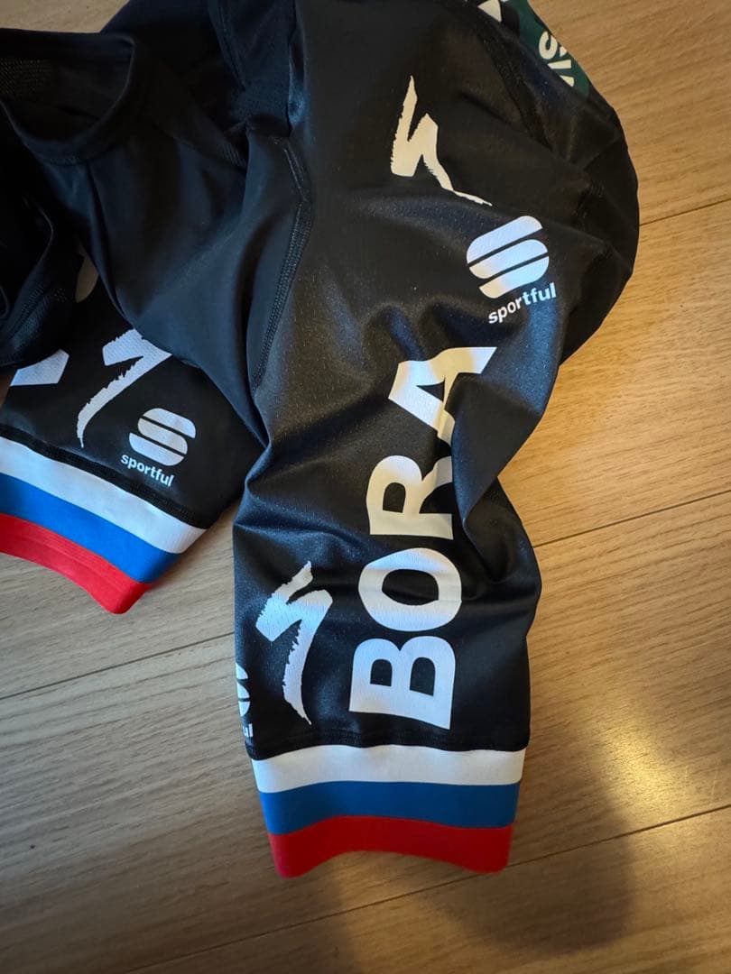 スロベニア　BORA hansgrohe サイクルジャージ 上下Mサイズ　サガン