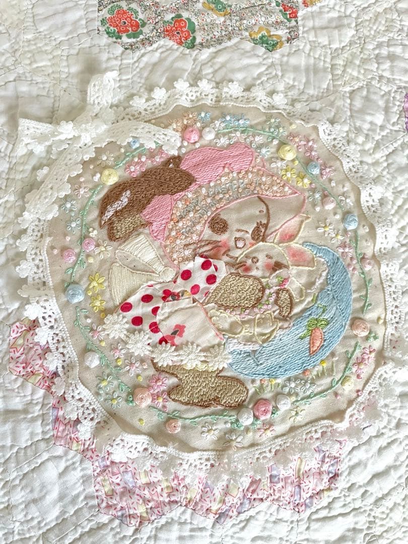 アンティークキルト＆手刺繍うさぎちゃん·͜· ♡