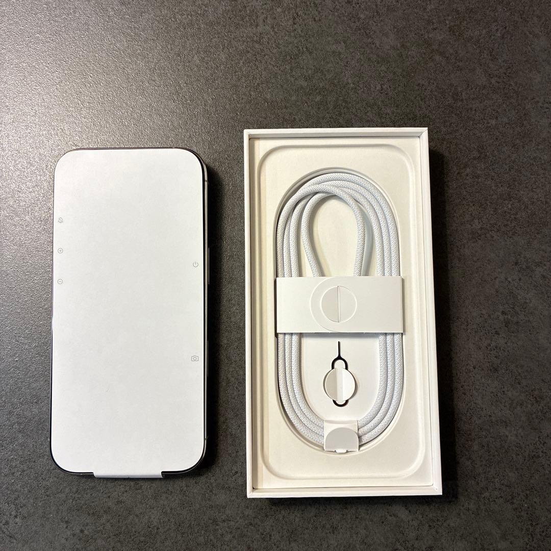 iPhone16 Pro 128GB ナチュラルチタニウム