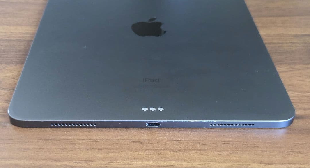 Apple iPad Pro 11インチ第2世代　スペースグレー 本体、箱付