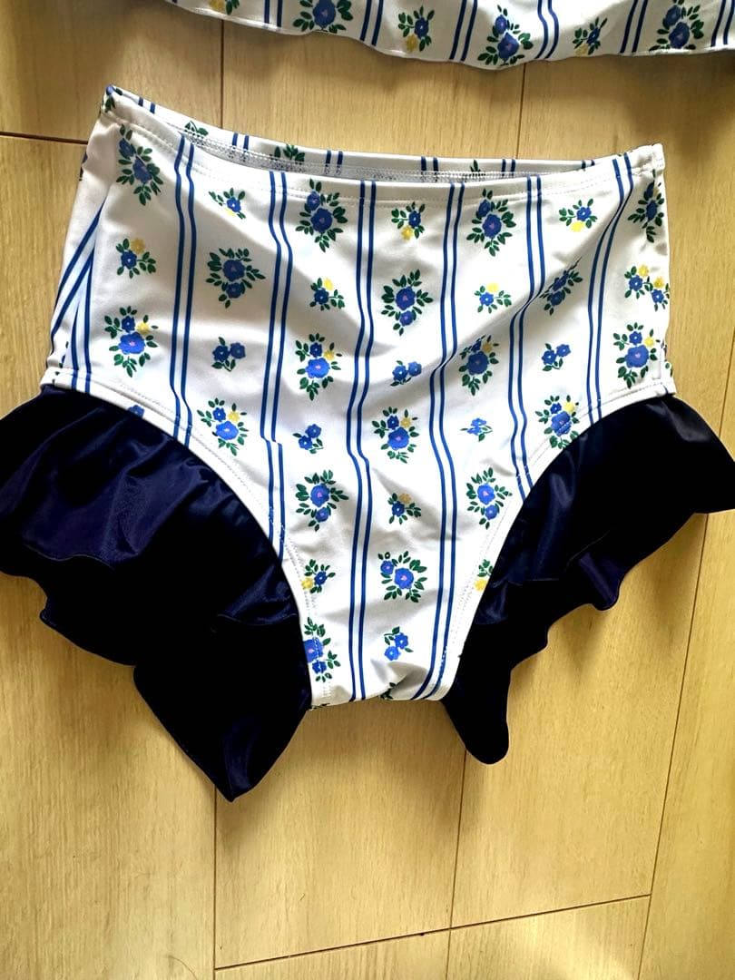 ミ*リ様 あさぎーにょ⭐︎花柄セパレート水着