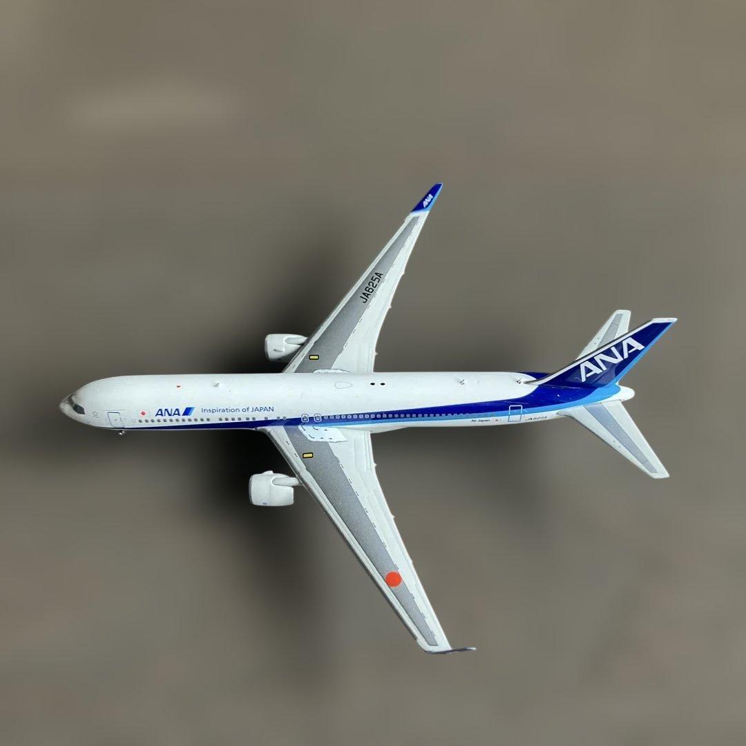 ②Phoenix 1/400 ANA ボーイング767-300ER JA625A